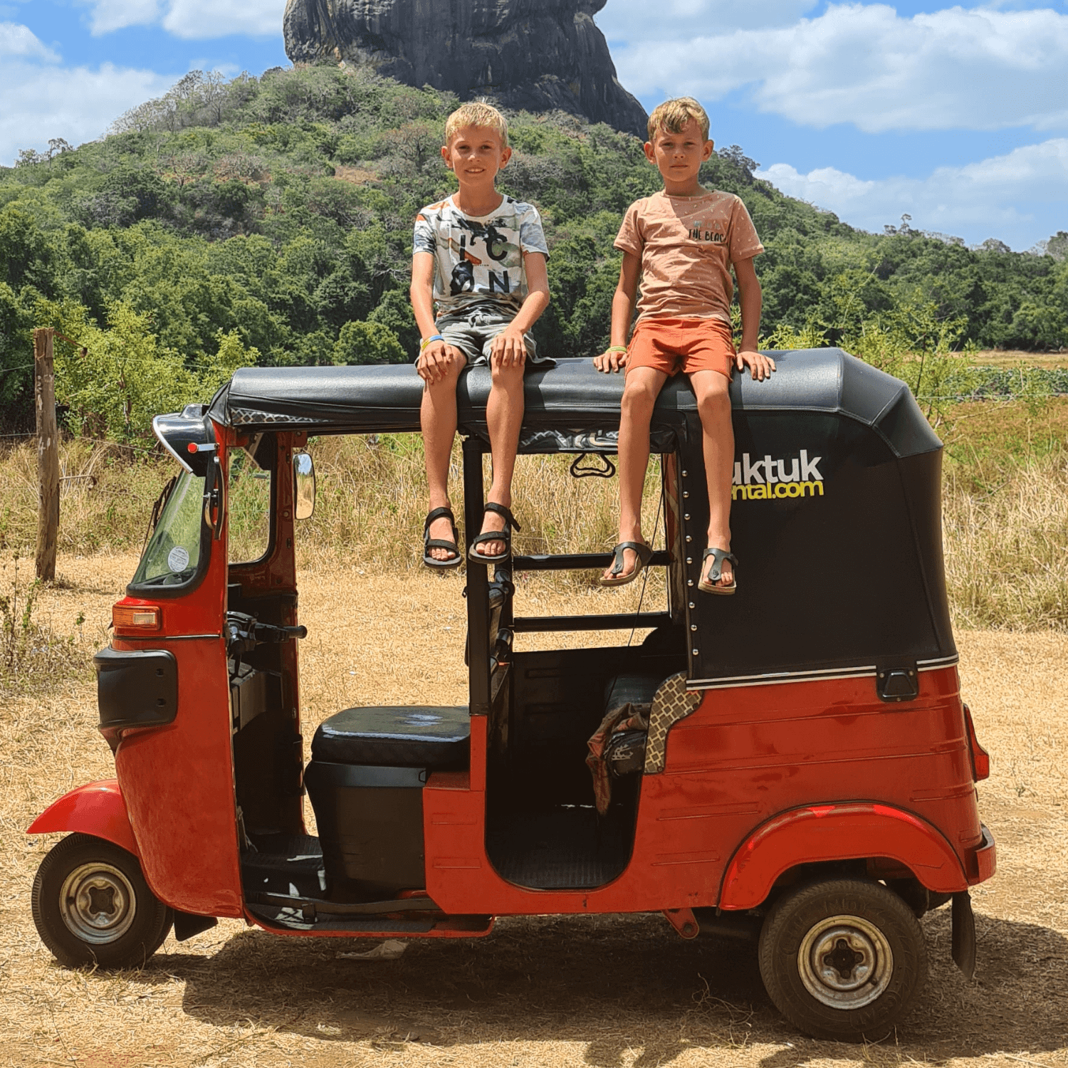 Gastblog-Sri-Lanka-tuktuk