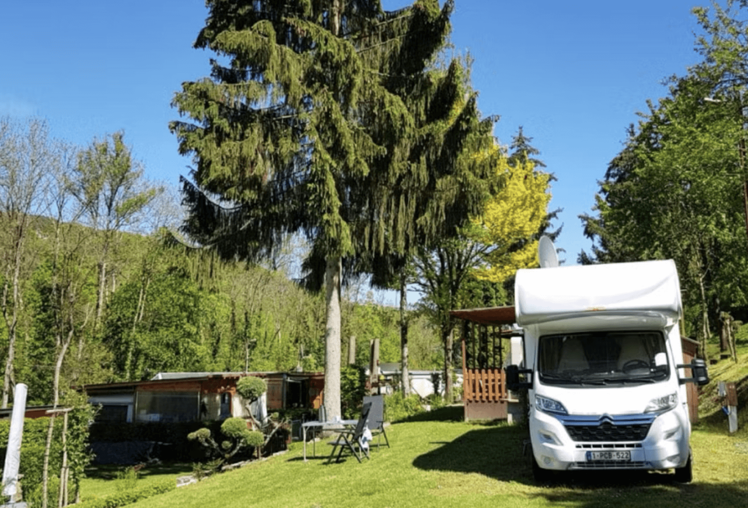 Luxemburg-leukste-campings-8-Camping-Officiel-Wollefsschlucht