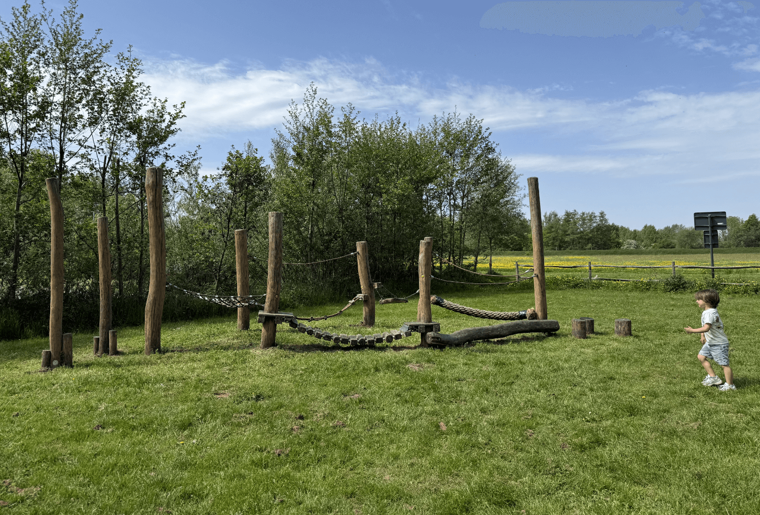 Speeltuin met kinderen