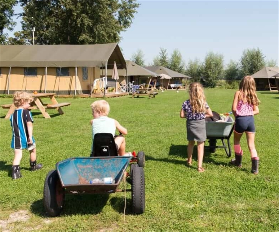 Boerencamping Oranjepolder – FarmCamps WeDiscover